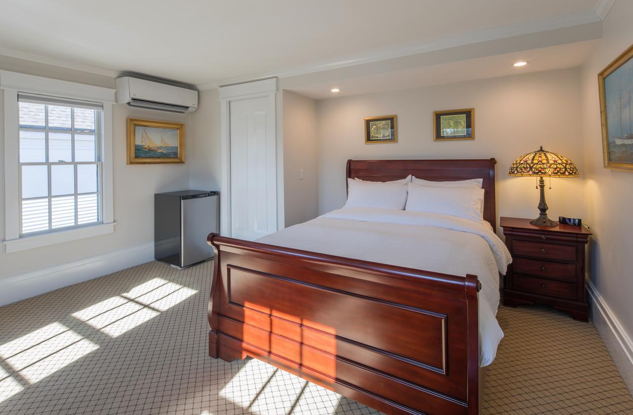 The Clarendon House Bed & Breakfast Провинстаун Стая снимка