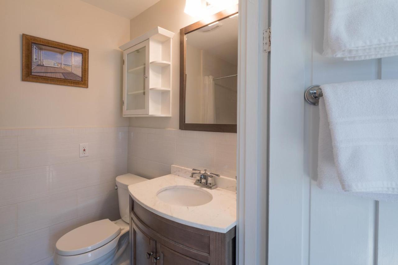 The Clarendon House Bed & Breakfast Провинстаун Екстериор снимка