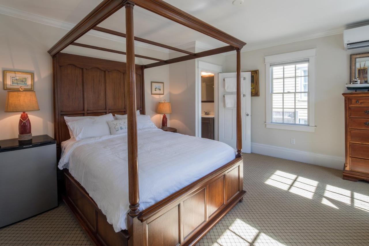 The Clarendon House Bed & Breakfast Провинстаун Екстериор снимка